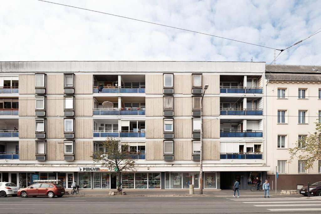 Petofi Family Apartman เดเบรตเซน ภายนอก รูปภาพ